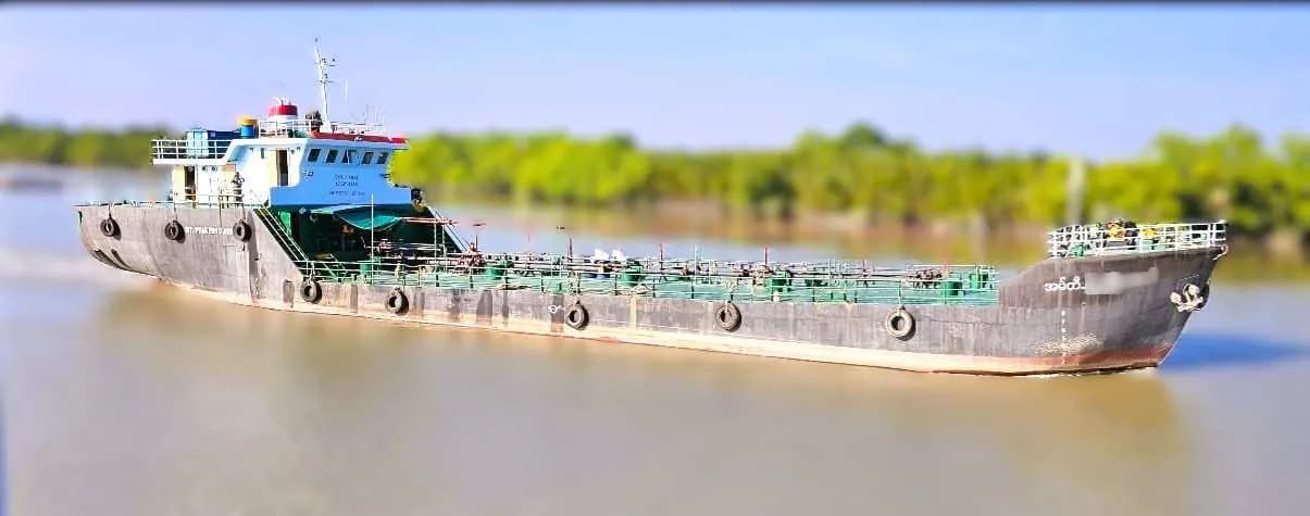 MT-PPA Oil Tanker (164,371 Gallons) — photo 1